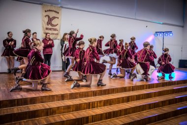 dang van de dansmariekes Karnamor