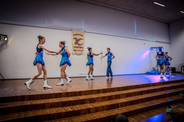 dang van de dansmariekes Karnamor