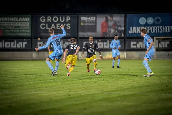 İkinci lig amatörleri arasında oynanan 05-10-2024 müsabakasında Berchem sporu - Esperanza post