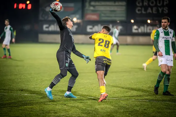 18-01-2025: Berchem Sport ve Racing Mechelen arasındaki lig maçı