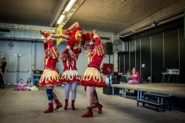2025-02-02 Çocuk Karnavalı Balo Adamları Mechelen