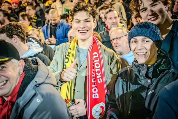 2025-02-20 Berchem Fenix kupası için Sport-Bk Skjold yarışması