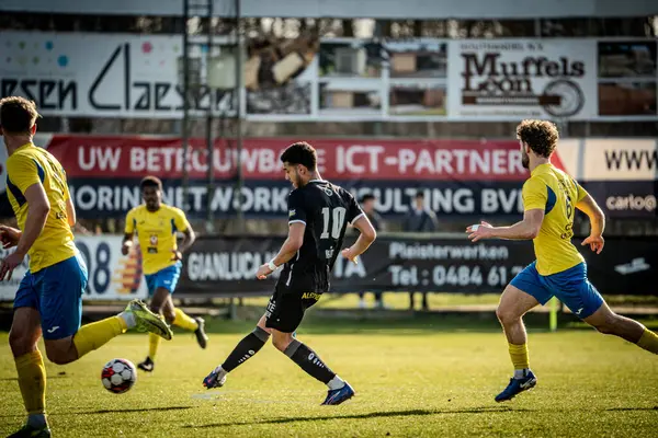 2025-02-23 Eendracht Termien - Belçika 'nın alt sınıfında Berchem Spor karşılaşması