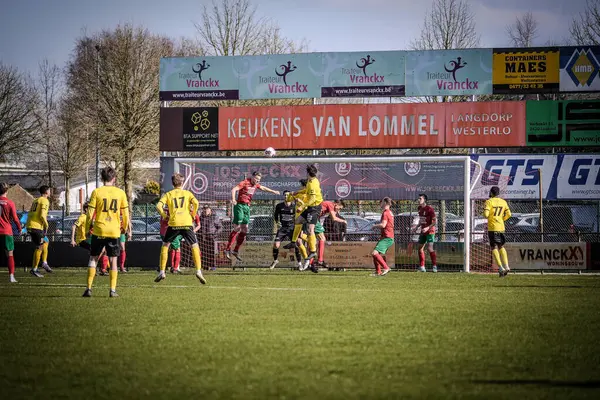 2025-03-16 Berg en dal-Berchem Sport, Belçika 'nın alt bölgelerinde rekabet maçı
