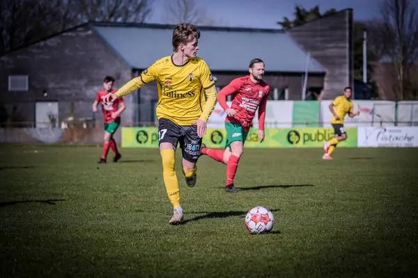 2025-03-16 Berg en dal-Berchem Sport, Belçika 'nın alt bölgelerinde rekabet maçı