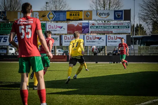 2025-03-16 Berg en dal-Berchem Sport, Belçika 'nın alt bölgelerinde rekabet maçı
