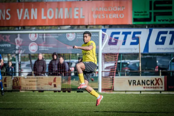 2025-03-16 Berg en dal-Berchem Sport, Belçika 'nın alt bölgelerinde rekabet maçı