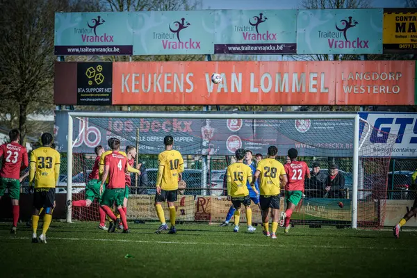 2025-03-16 Berg en dal-Berchem Sport, Belçika 'nın alt bölgelerinde rekabet maçı