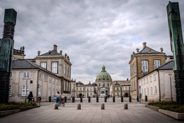 08-04-2025 kopenhagen: şehrin yürüyüş planlayıcılarından biri