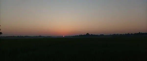 Dağlarda güzel bir gün batımı