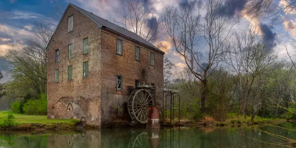 stock image The Old Brick Mill.