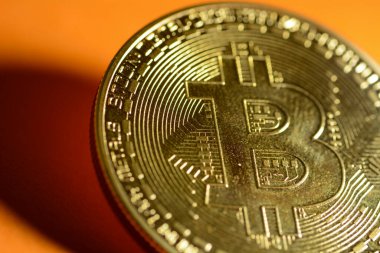 Fiziksel bir bitcoin resmini kavramsallaştır