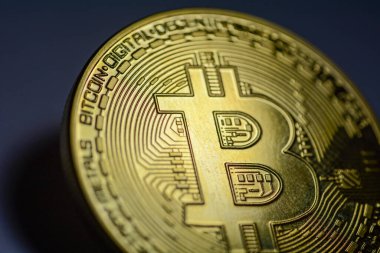 Fiziksel bir bitcoin resmini kavramsallaştır