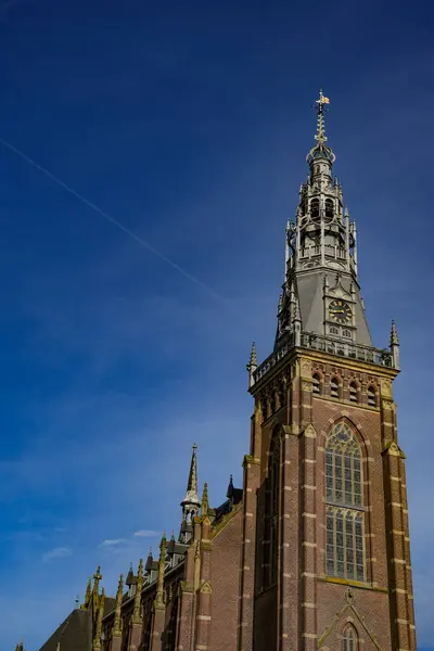 Schagen, Hollanda. 29 Temmuz 2024. Schagen 'in merkezindeki kilise.