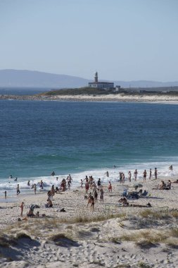 Galiçya, İspanya 'daki Rias Baixas' ın Atlantik kıyısında. Carnota yakınlarındaki ünlü deniz feneri Larino