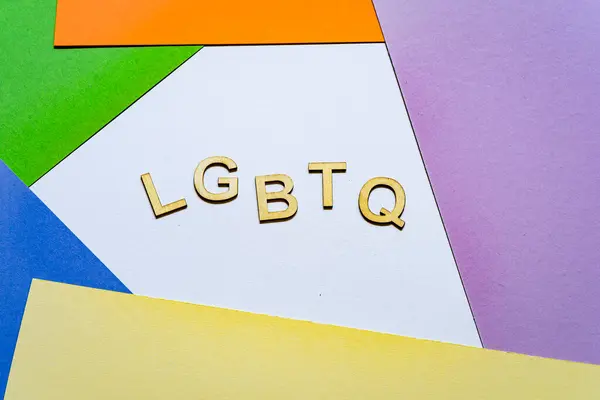 LGBTQ ile ilgili harfli resimli harf ve grafik fotoğraf