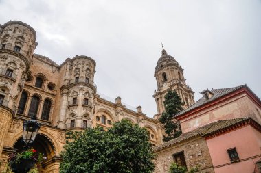 Malaga, Endülüs, Costa de Sol, İspanya. Malaga City 'den şehir manzarası. Katedral kulesinin detayları. 7 Mart 202