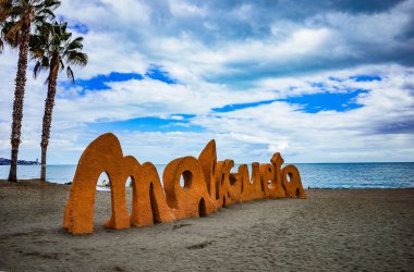 Malaga, Endülüs, Costa de Sol, İspanya. Malagueta plaj tarihi. 16 Mart 2025