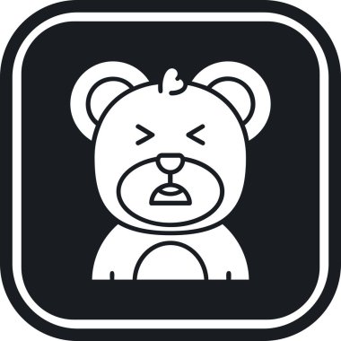 Oyuncak bebeği olan tatlı bir oğlan.