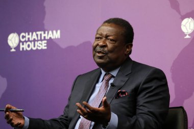 Londra, İngiltere 7 Aralık 2023. Kenya Dışişleri Bakanı Musalia Mudavadi Chatham House 'da bir konuşma yaptı
