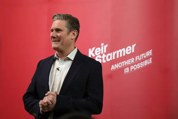 Londra / İngiltere 31 Ocak 2020. İşçi Partisi genel başkanlığına aday olan Keir Starmer, Brexit Günü 'nde Westminster Katedrali' nde bir konuşma yaptı.