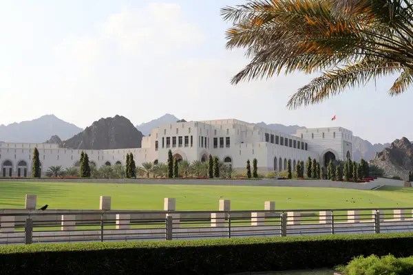 Muscat / Umman 11 Şubat 2020. Umman Konseyi (parlamento), ülkenin başkenti Muscat 'ın El Bustan ilçesindeki