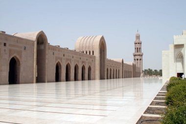 Muscat, Umman 'daki Sultan Qaboos büyük Camii 'nin manzarası