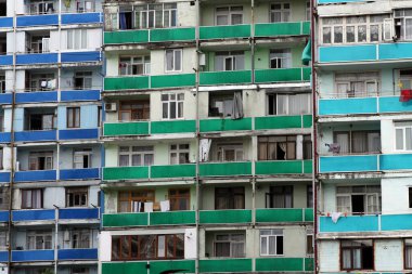 11 Eylül 2014 'te Batumi Georgia' da komünist dönemdeki apartman blokları