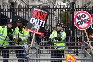 20 Ekim 2012 'de Londra şehir merkezinde yürüyüş ve gösteri