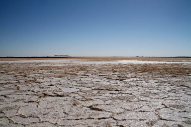 Birket Zeitoun 'da tuz düzlükleri, Siwa vahasında; 15 Kasım 2010 Pazartesi günü Mısır