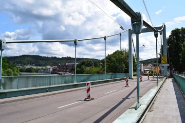 Saar nehrindeki kayalıklar