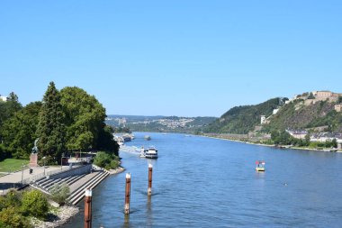 Ren nehri kıyıları Koblenz 'de