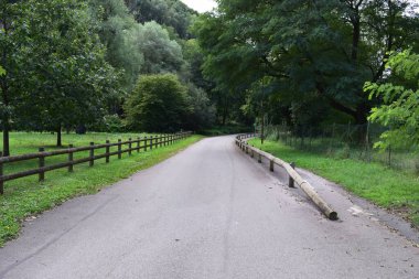 Fransa 'nın kırsal kesiminde yol