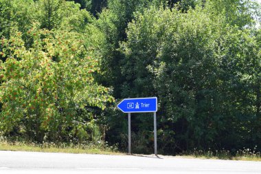 Otoban imzası Trier 'e