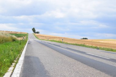 boş yol ve kırsal bölge