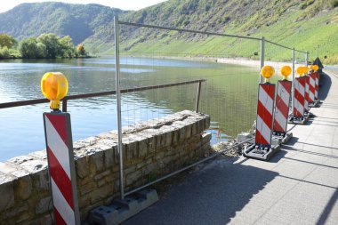 Nehirde gemi kazası.