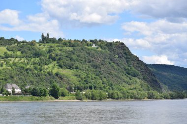 Westerwald Dağı, Ren 'de.