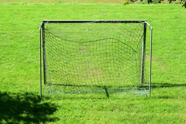Yeşil sahada futbol golü