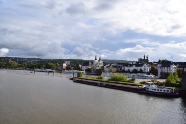 Koblenz 'deki Mosel görünümü