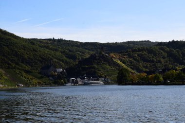 Sonbaharda Mosel 'de Briedern