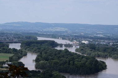 2024 'te Koblenz yakınlarında Ren seli