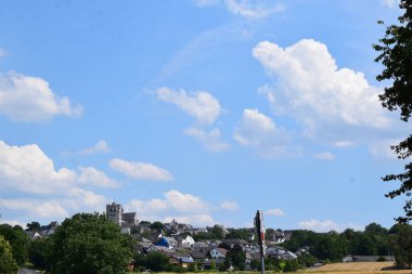 Yaz boyunca Eifel 'de Munstermaifeld