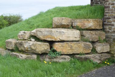 Eski bir kalede taş duvar