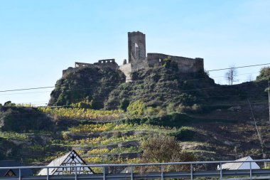 Sonbaharda güzel Niederburg manzarası