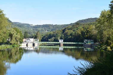 Lüksemburg, Sur 'daki nehir kenarı Our, Sauer olarak da bilinir.