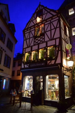 Eski kasaba Mayen, Almanya 'da Noel ışıkları