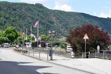 Yazın Cochem şehri manzarası