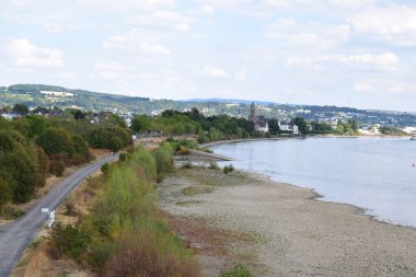 Ren, kuraklık yaz ışığında düşük akış