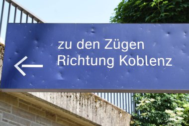 Koblenz 'e giden trenleri işaretle.