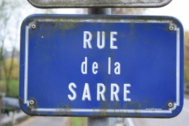 Sokak tabelası, Rue de la Sarre